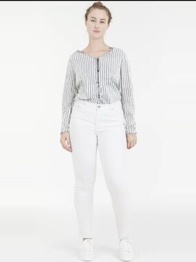 Levi’s 710 Super Skinny Jeans White Women’s 32 Stretch Mid Rise Slim Fit Denim